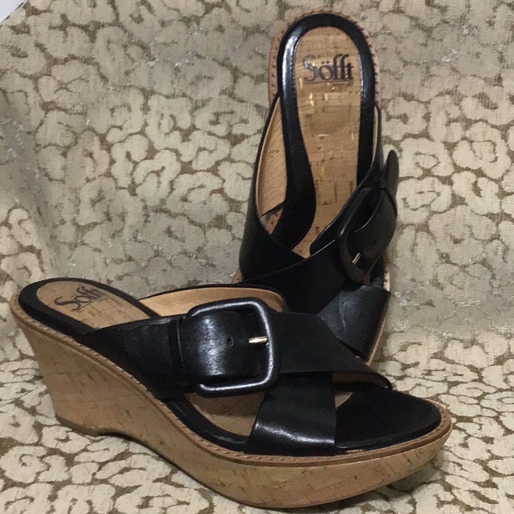 Sofft Black Leather Comfort Adjustable Slip On Sandals Sz 8